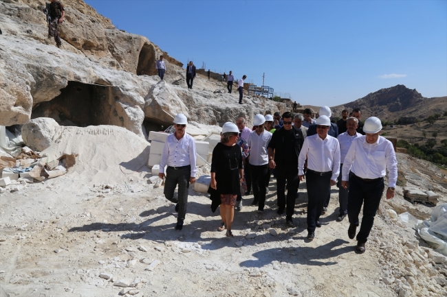 Batman Hasankeyf'te 9 mağara butik otele dönüşecek